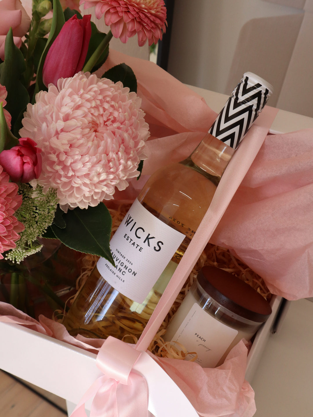Wick's Estate Gift Box with Pink Petal Vase & Candle